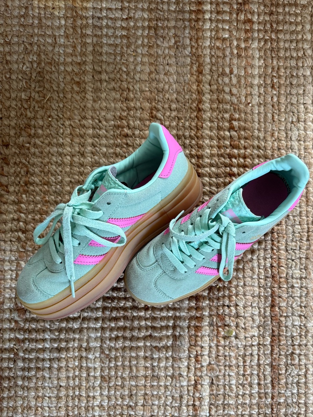 adidas Gazelle Bold Platform Sneakers IH0372 Mint Green Pink Gum Sole Size 5 - Picture 2 of 5